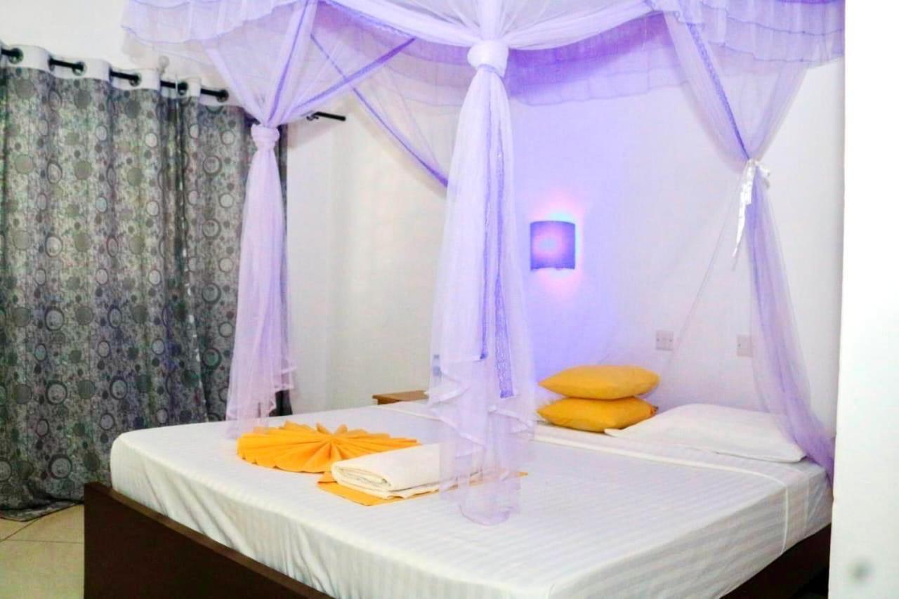 Papillon Garden Bar Villas Bamburi Extérieur photo